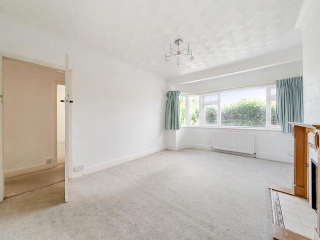 3 bedroom bungalow to rent