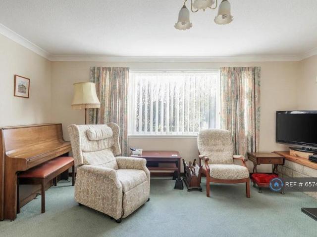 3 bedroom bungalow to rent