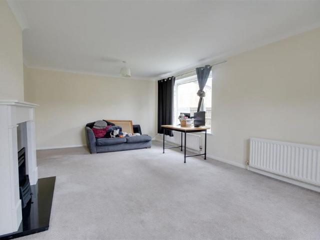 3 bedroom bungalow to rent