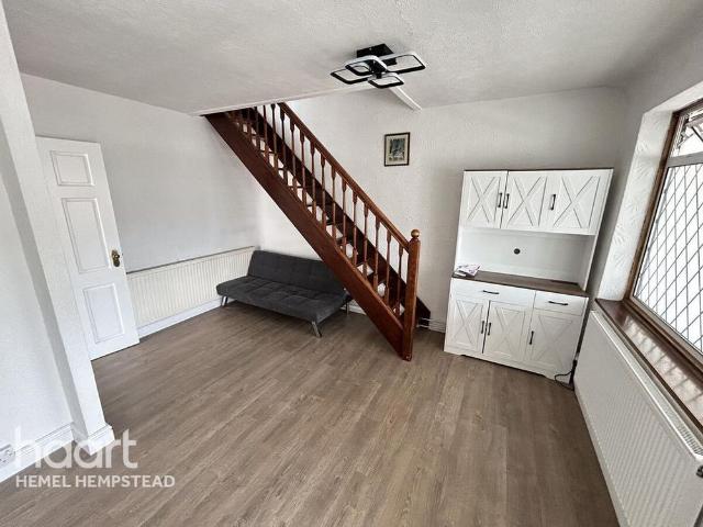 3 bedroom bungalow to rent