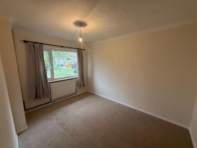 3 bedroom bungalow to rent