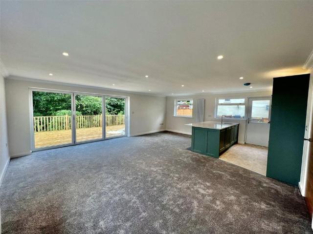 3 bedroom bungalow to rent