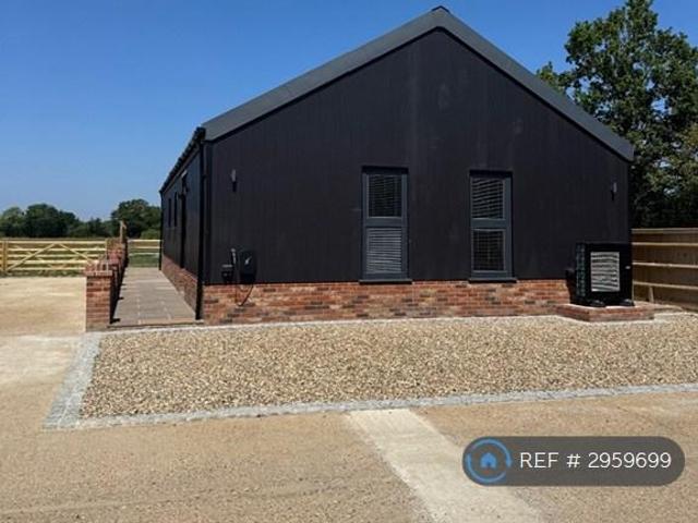 3 bedroom bungalow to rent