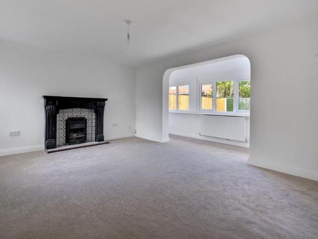 3 bedroom bungalow to rent