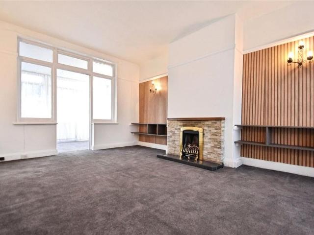 3 bedroom bungalow to rent