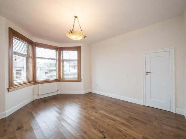 3 bedroom bungalow to rent