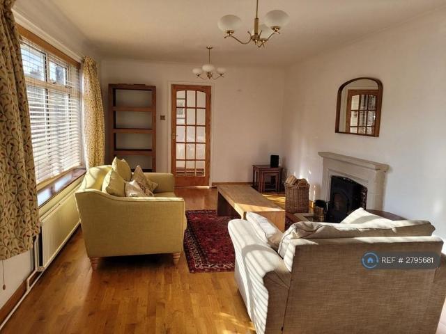 3 bedroom bungalow to rent