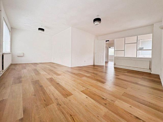 3 bedroom bungalow to rent