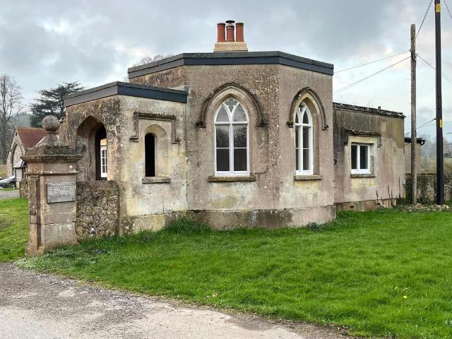 3 bedroom bungalow to rent