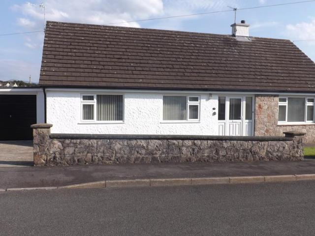 3 bedroom bungalow to rent