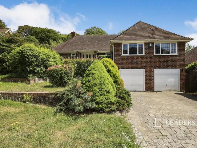 3 bedroom bungalow to rent