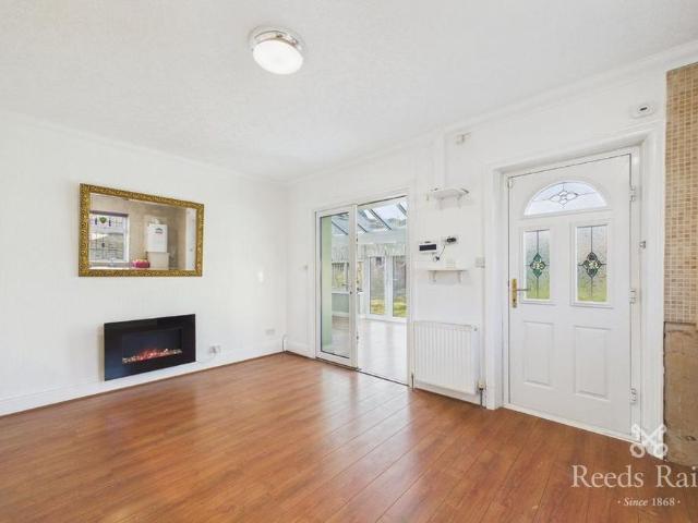 3 bedroom bungalow to rent