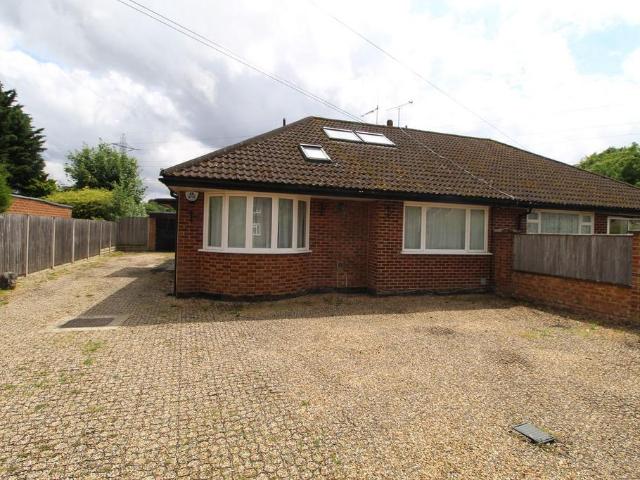 3 bedroom bungalow to rent