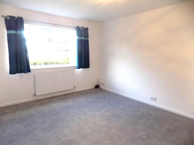 3 bedroom bungalow to rent