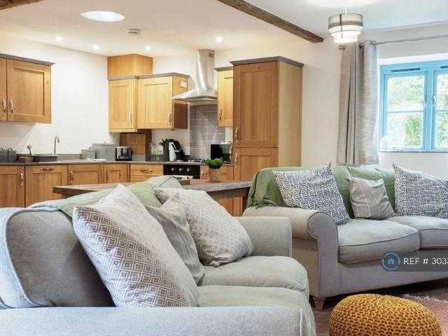3 bedroom bungalow to rent
