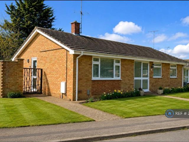 3 bedroom bungalow to rent
