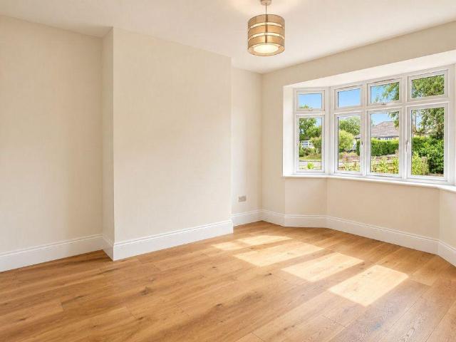 3 bedroom bungalow to rent