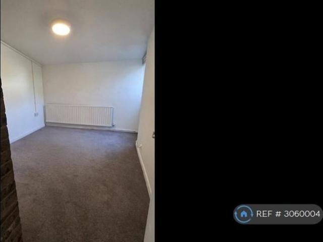 3 bedroom bungalow to rent