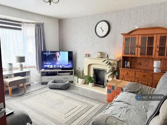 3 bedroom bungalow to rent