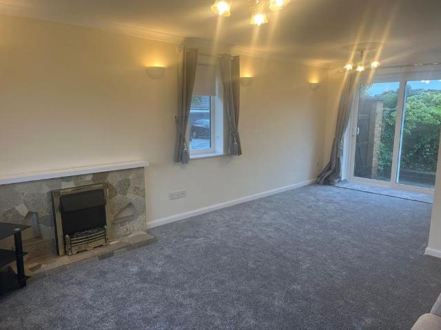 3 bedroom bungalow to rent