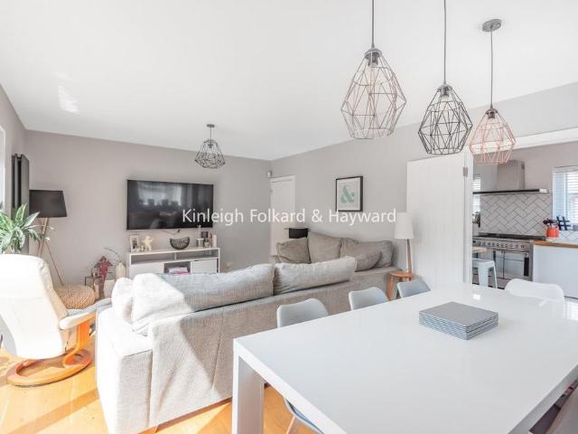 3 bedroom bungalow to rent