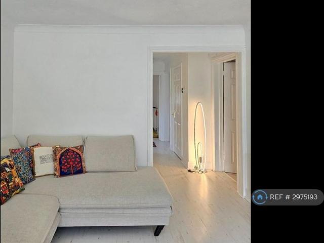 3 bedroom bungalow to rent