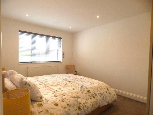 3 bedroom bungalow to rent