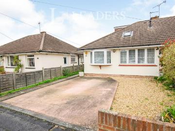 3 bedroom bungalow to rent