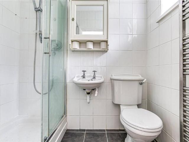 3 bedroom bungalow to rent
