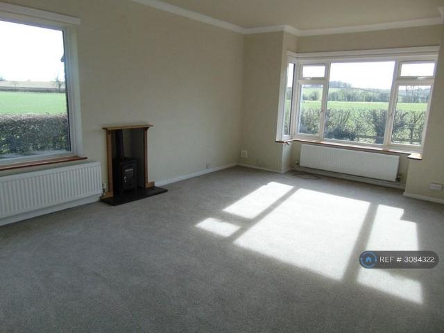 3 bedroom bungalow to rent