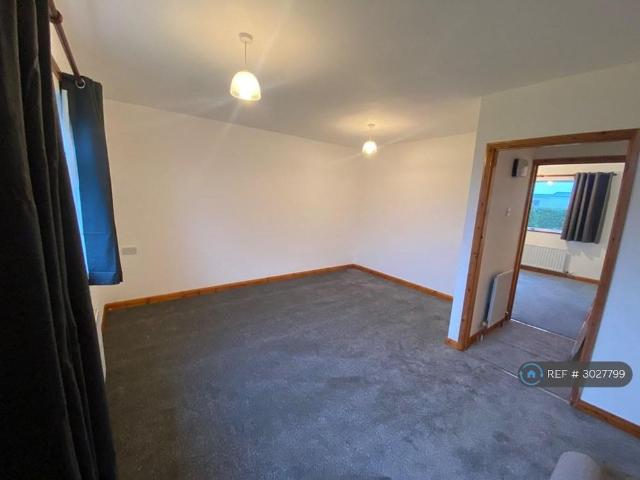 3 bedroom bungalow to rent