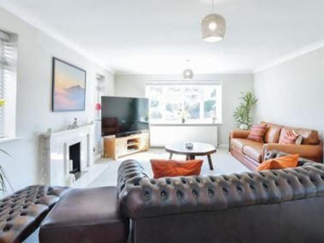 3 bedroom bungalow to rent