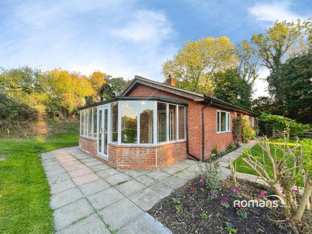 3 bedroom bungalow to rent