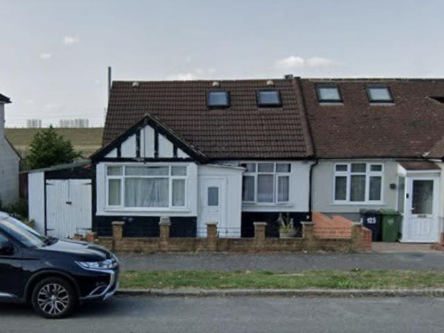 3 bedroom bungalow to rent