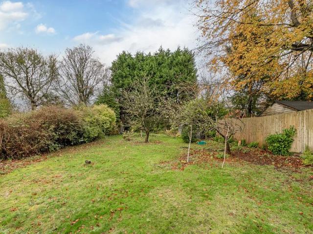 3 bedroom bungalow to rent