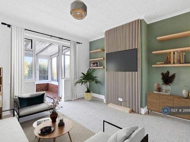 3 bedroom bungalow to rent