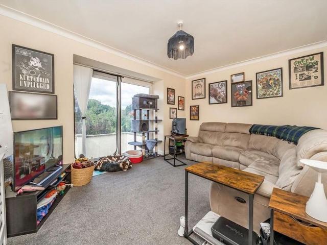 3 bedroom bungalow to rent