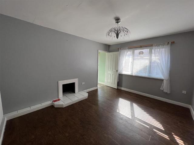 3 bedroom bungalow to rent