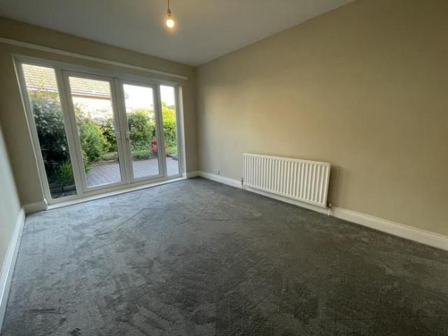 3 bedroom bungalow to rent