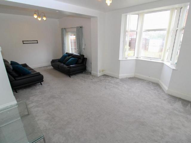 3 bedroom bungalow to rent