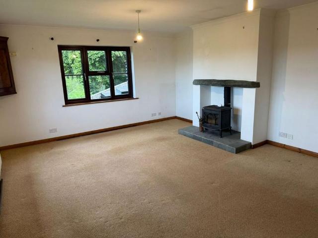 3 bedroom bungalow to rent