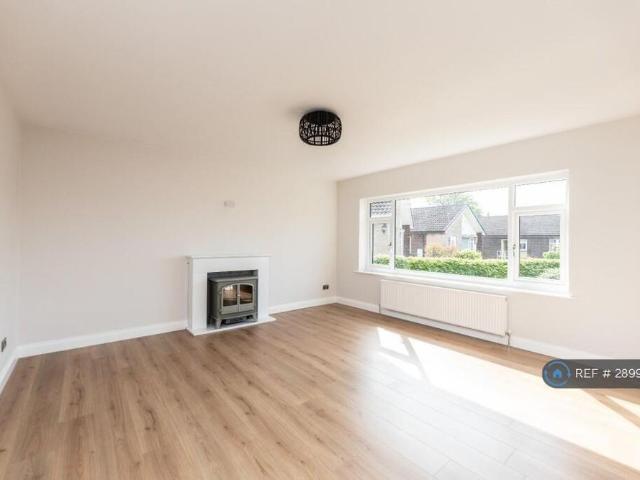 3 bedroom bungalow to rent