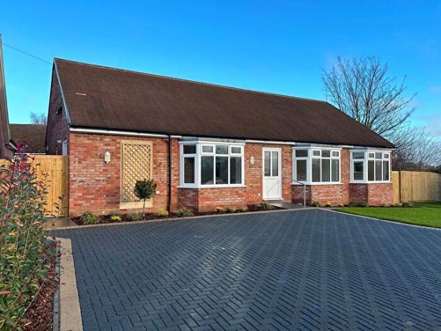 3 Bedroom Bungalow To Rent In Wolverton Road, Castlethorpe, MK19