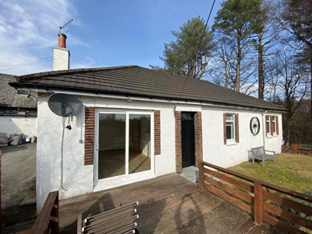 3 Bedroom Bungalow To Rent In Greenkeeper's Cottage, Milngavie Golf Club, Glasgow, G62