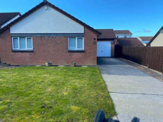 3 Bedroom Bungalow To Rent In Lliw Valley Close, Swansea, SA4