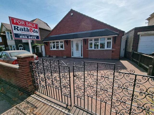 3 Bedroom Bungalow To Rent In Narborough Road, Leicester, LE3