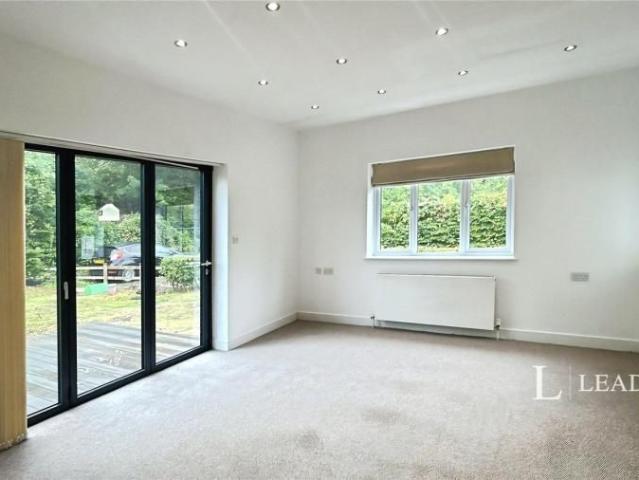 3 bedroom bungalow to rent Main Road, Shurdington, Cheltenham, Gloucestershire, GL51