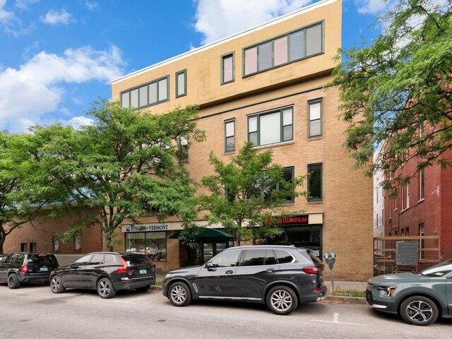 3 bedroom, Burlington VT 05401 105477911