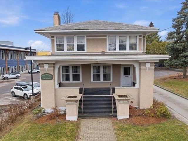 3 bedroom, Burlington VT 05401 105289766