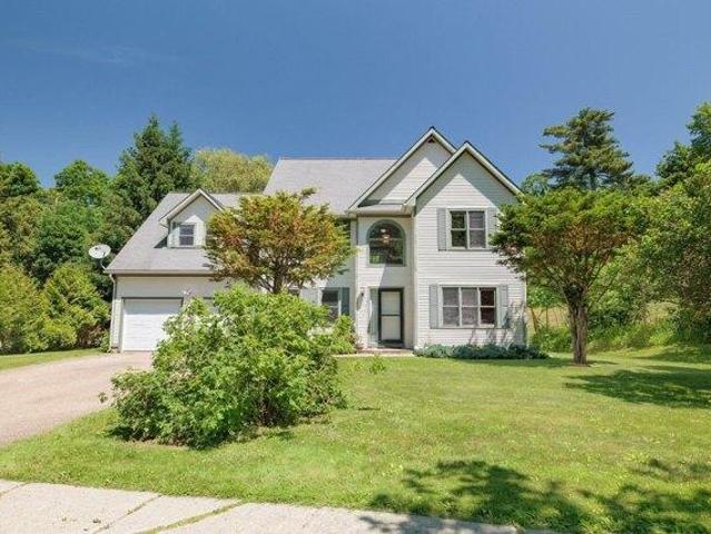 3 bedroom, Burlington VT 05408 104832671